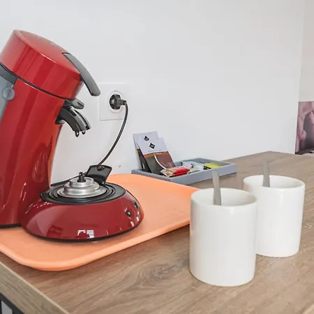 Jadou, Confort Apartment *