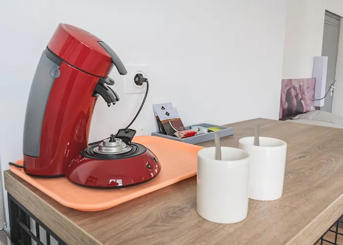 Jadou, Confort Apartment *