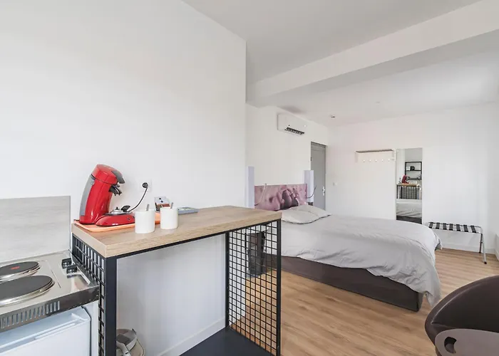 Jadou, Confort * Cormontreuil